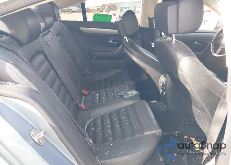 2011 Volkswagen Jetta 2.0L Tdi from USA, damaged, VIN 3VWLL7AJ8BM067673